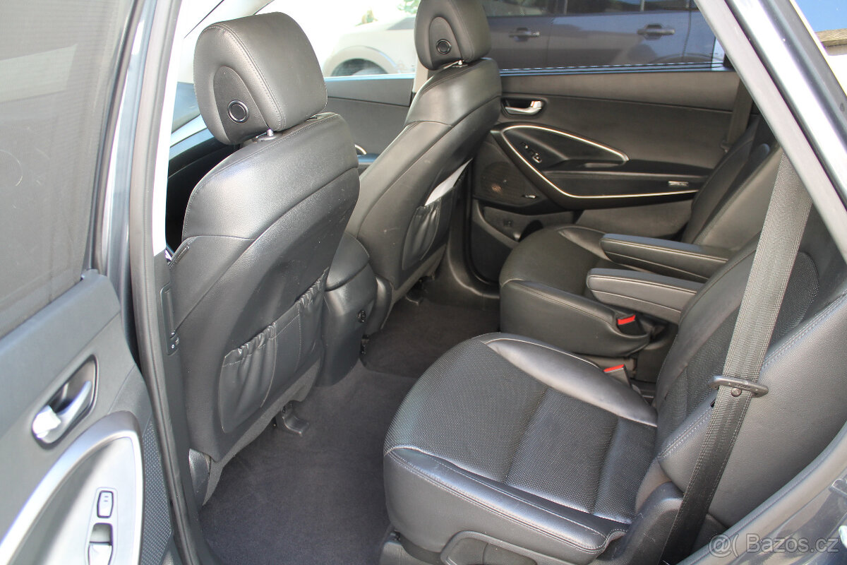 Hyundai Grand Santa Fe 2.2 CRDi VGT 4x4 automat 147kW - 9
