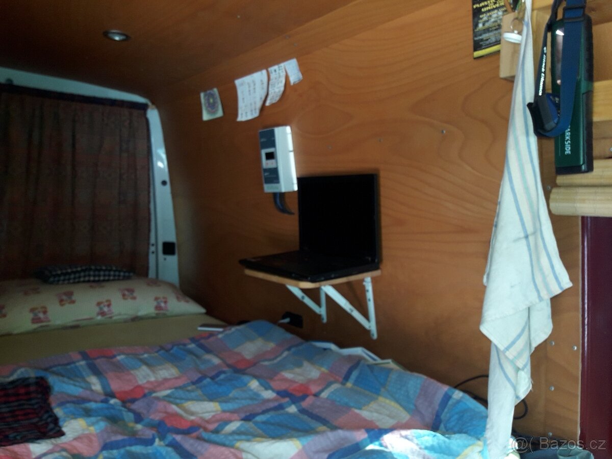 Mercedes Benz Sprinter 212D - 9