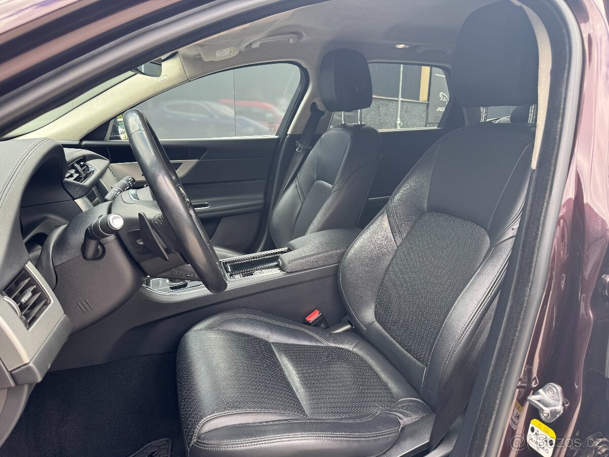 Jaguar XF 25d PRESTIGE AWD ČR DPH - 9