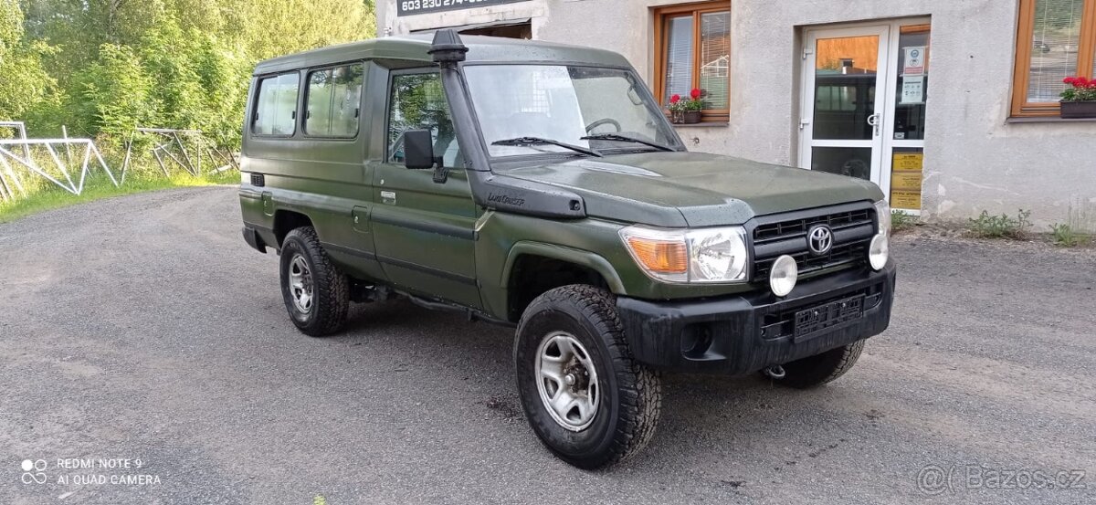 Prodám Toyota Land Cruiser - 9