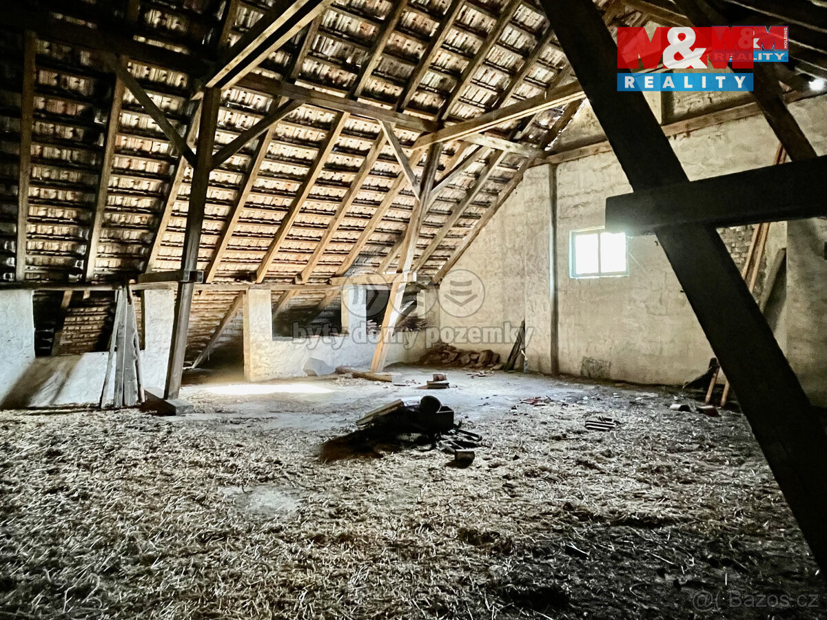 Prodej zemědělského objektu, 1700 m², Dolní Chvatliny - 9