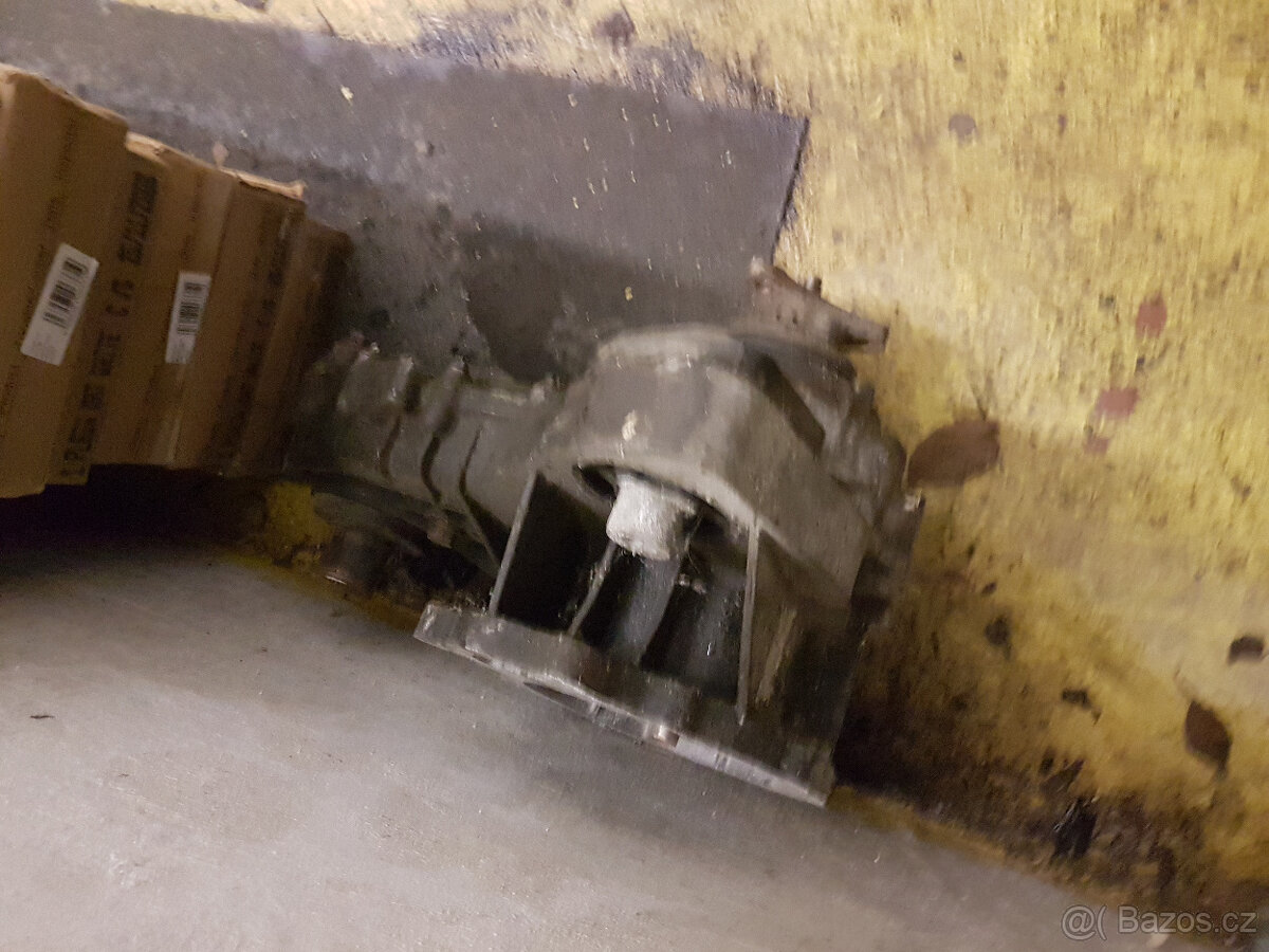 motor bmw x5 e53+zbytky - 9