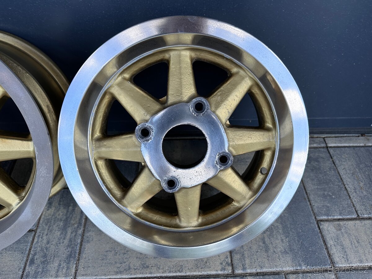 Bezpodložkové loukotě R13, rozteč 4x130 - 9