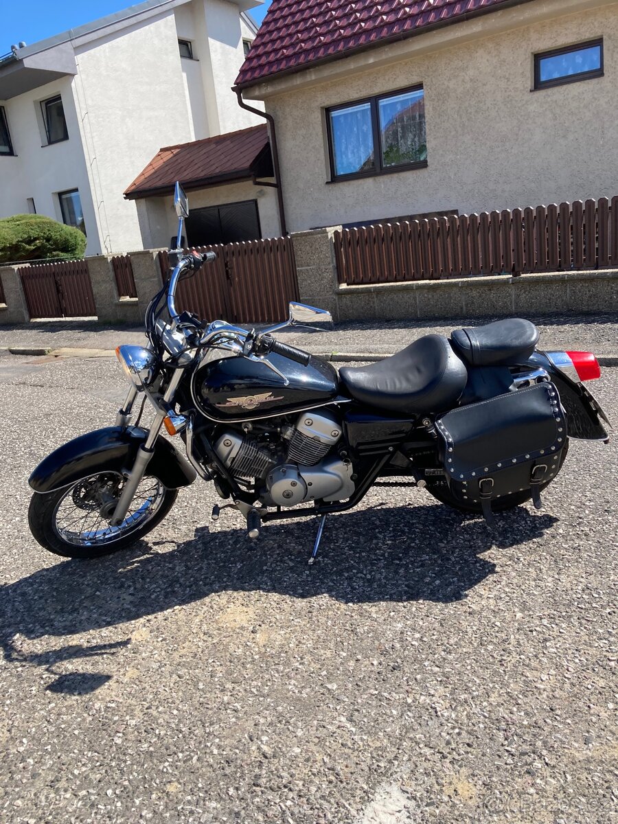 Honda Shadow 125 - 9