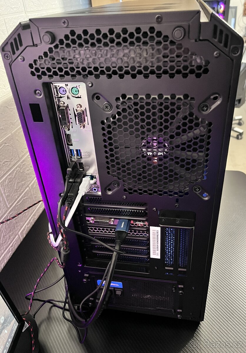 Herní Počítač-Velmi Tichý-se Zárukou-Windows 11 - 9