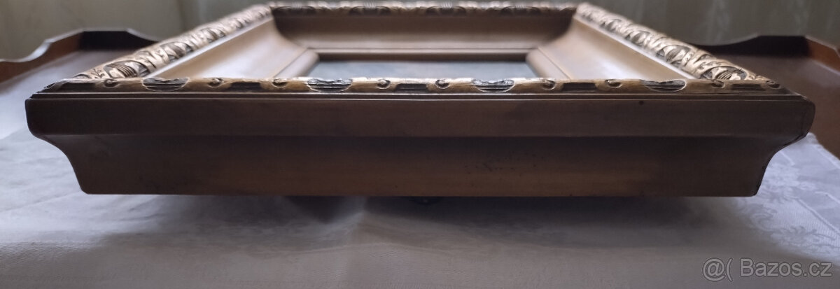 pár rámů s portréty a nálepkou Jednoty válečných slepců ČSR - 9