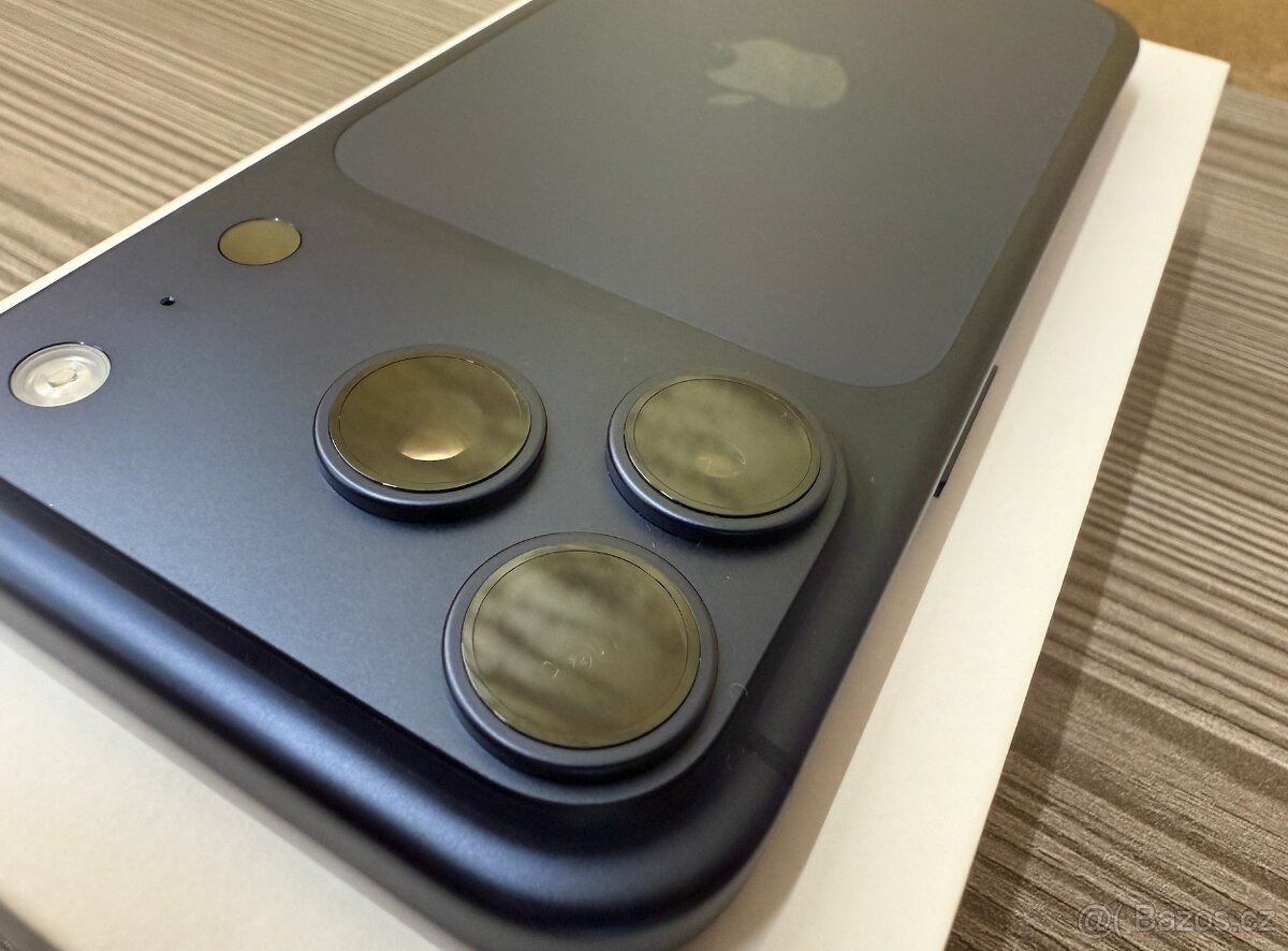 Apple iPhone 17 Pro 256GB modrý, vyzkoušený, záruka - 9