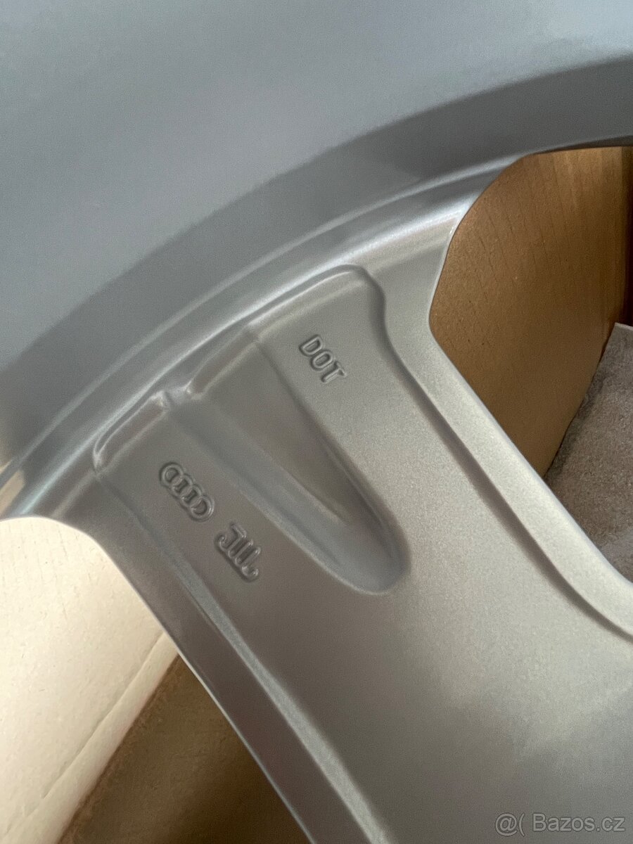 Orig.alu kola Audi - NOVÁ - 9