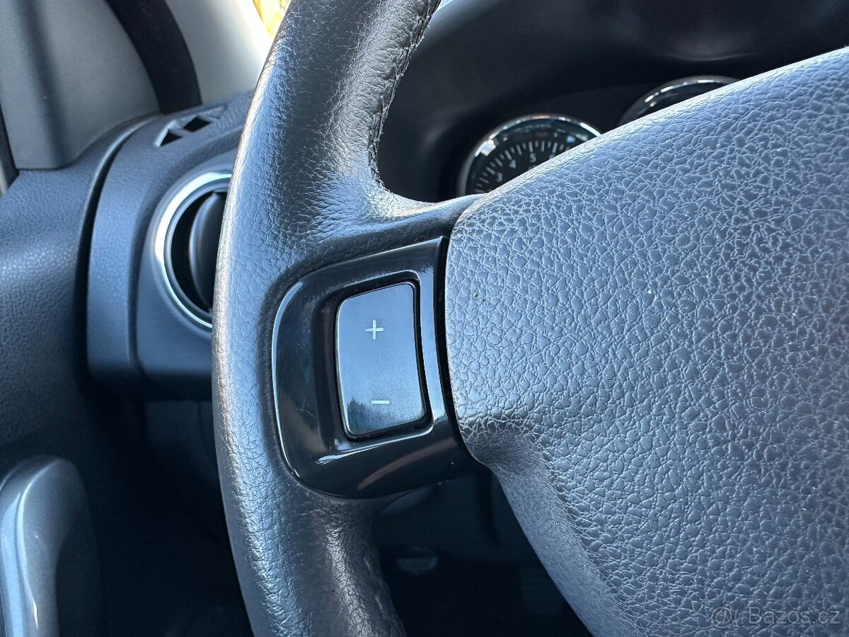 Sandero STEPWAY 0.9/66kW 2.Maj r.v.2014 KLIMA - 9