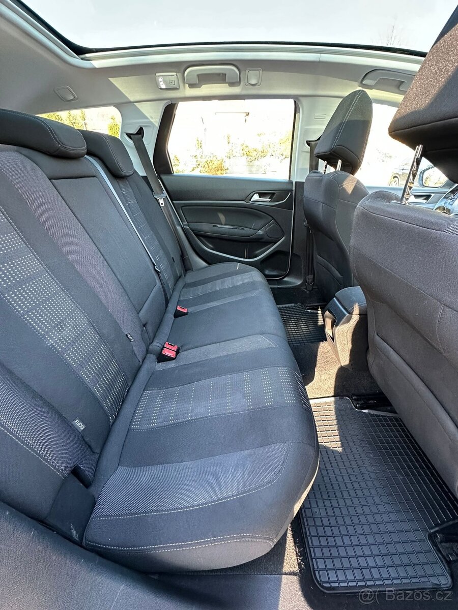 Peugeot 308, 1,6 HDi 88 kW PANORAMA . - 9