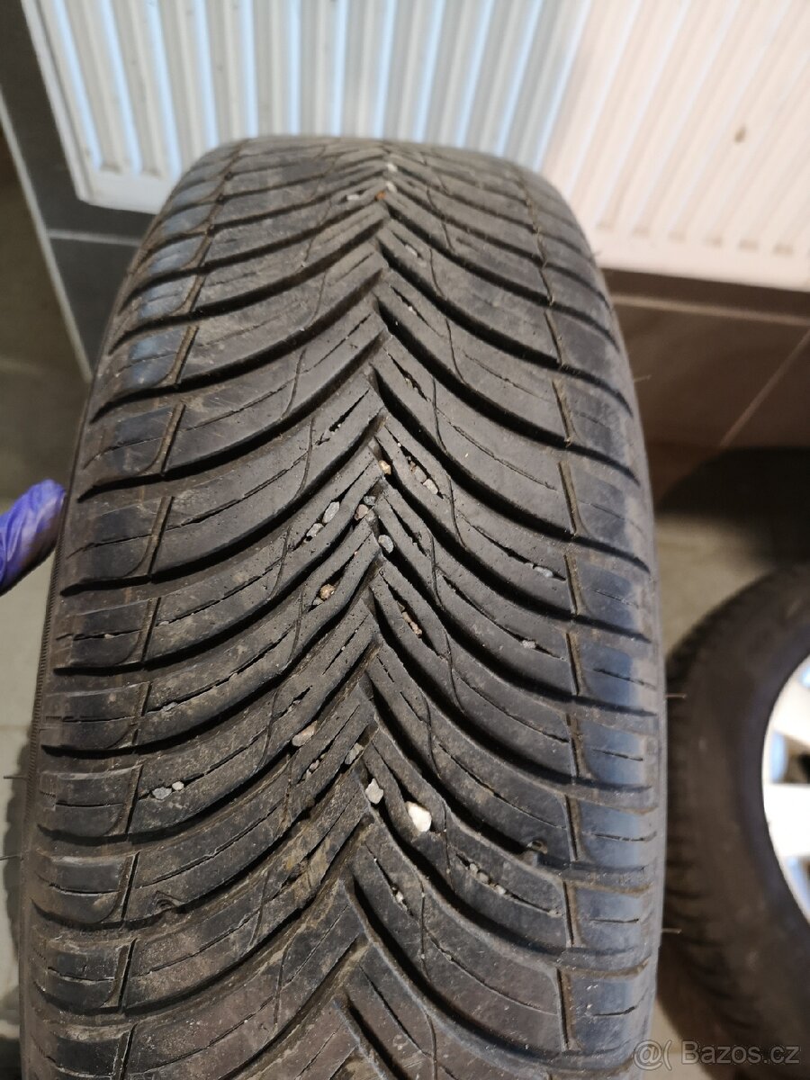 Citroen Berlingo, C4 alu + celoroční 185/65/15. - 9