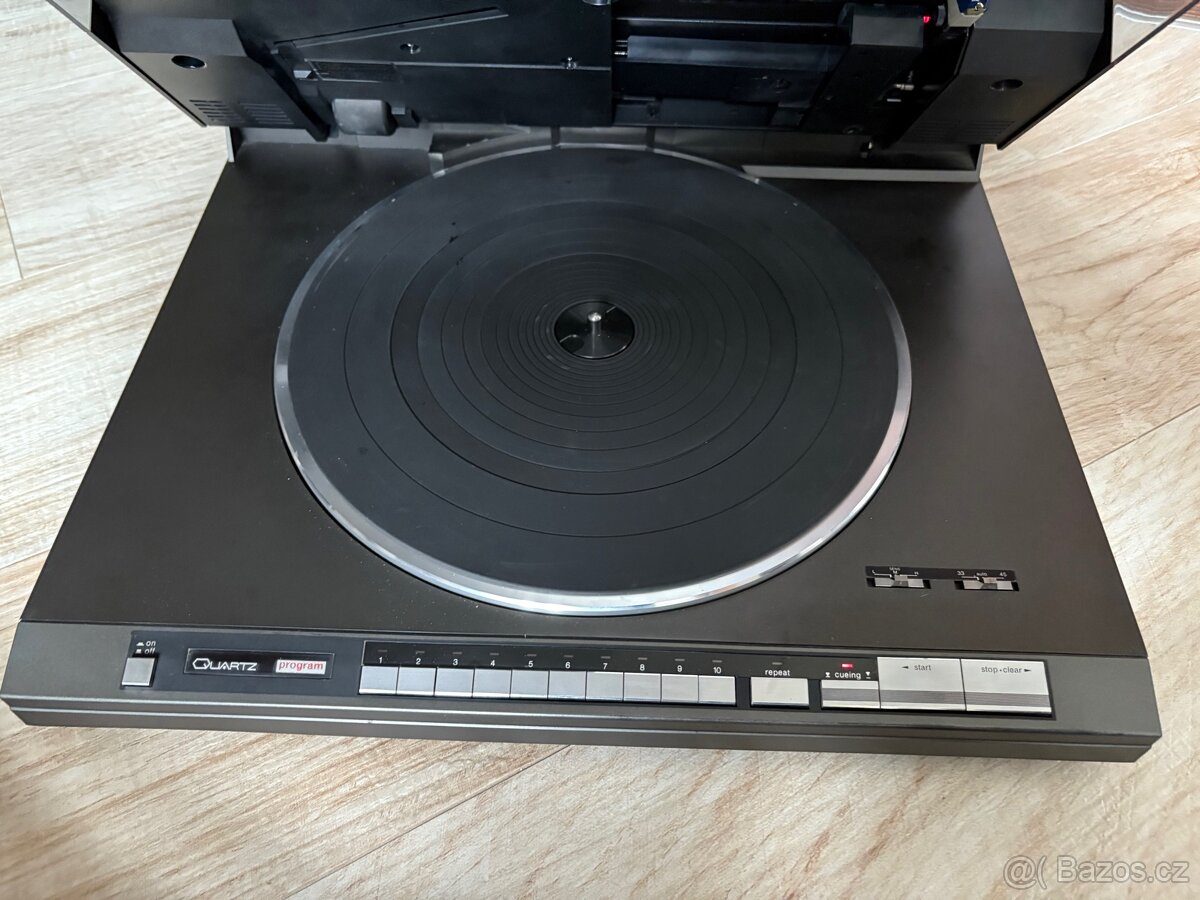 Tangenciální gramofon Technics SL-QL15 - 9