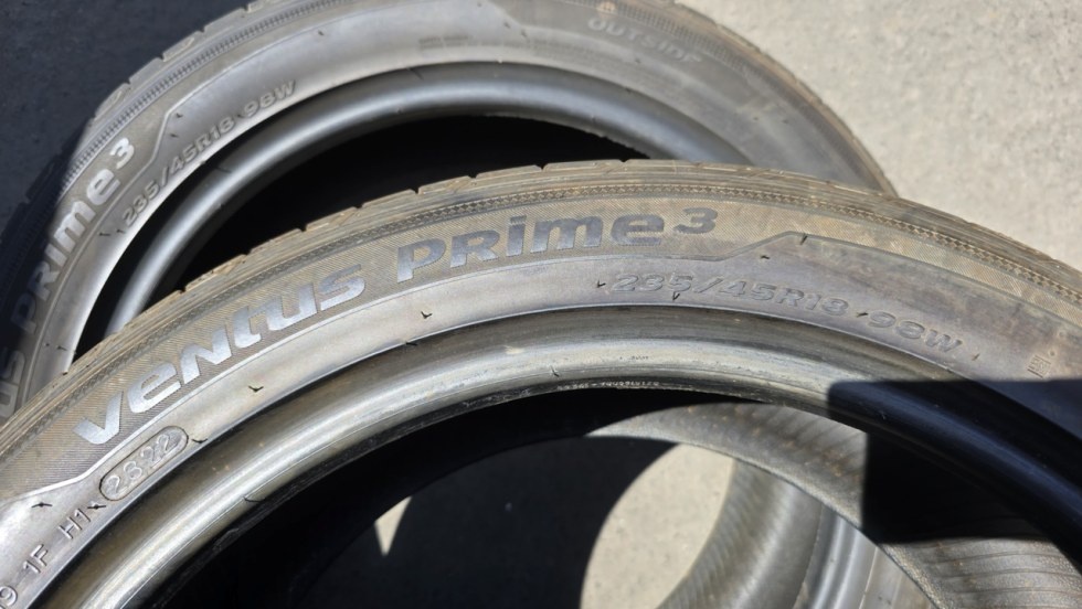 Letní pneu 235/45/18 Hankook - 9