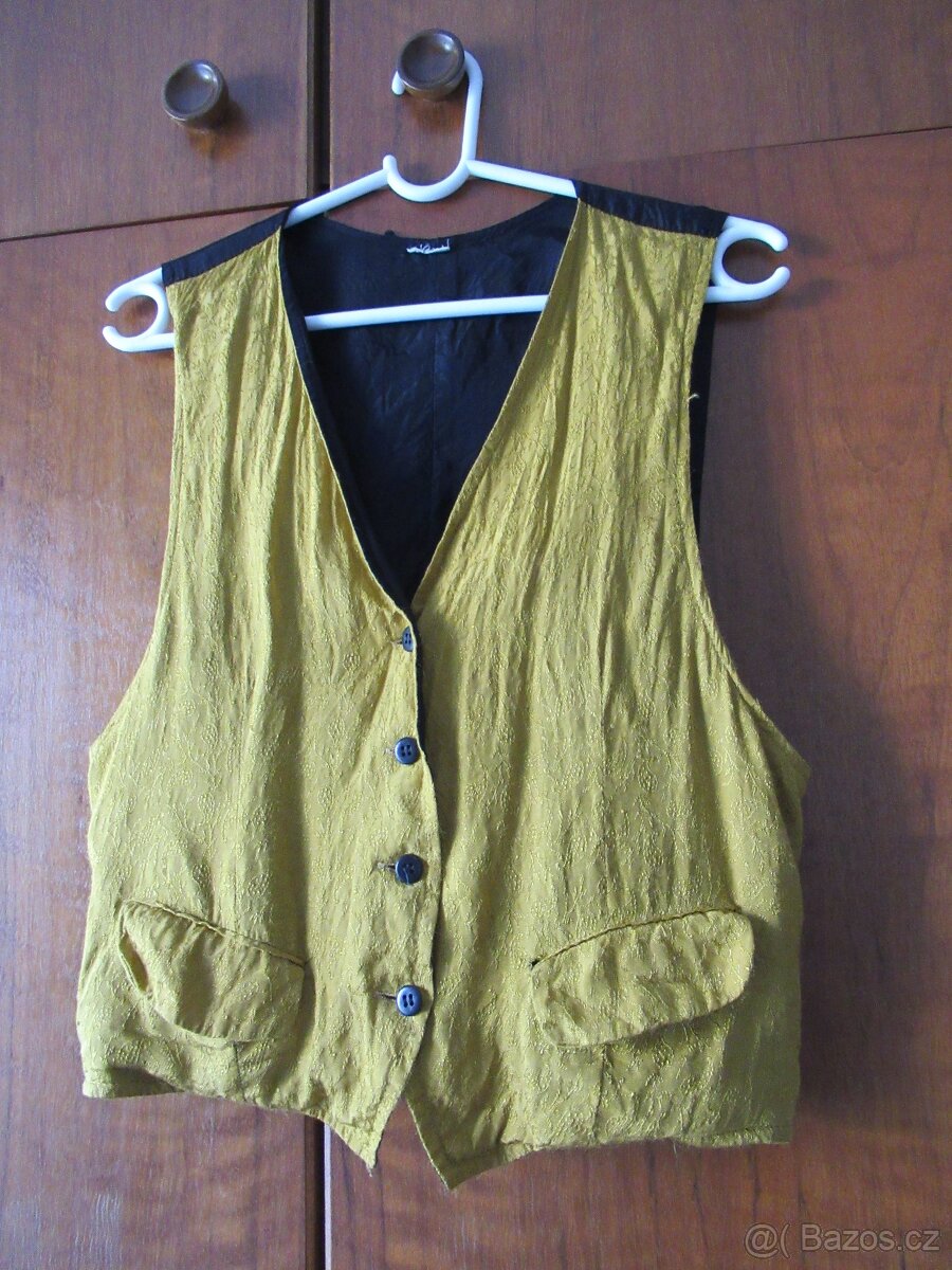 OBLEČENÍ A KOSTÝMY 80. LÉTA - 9