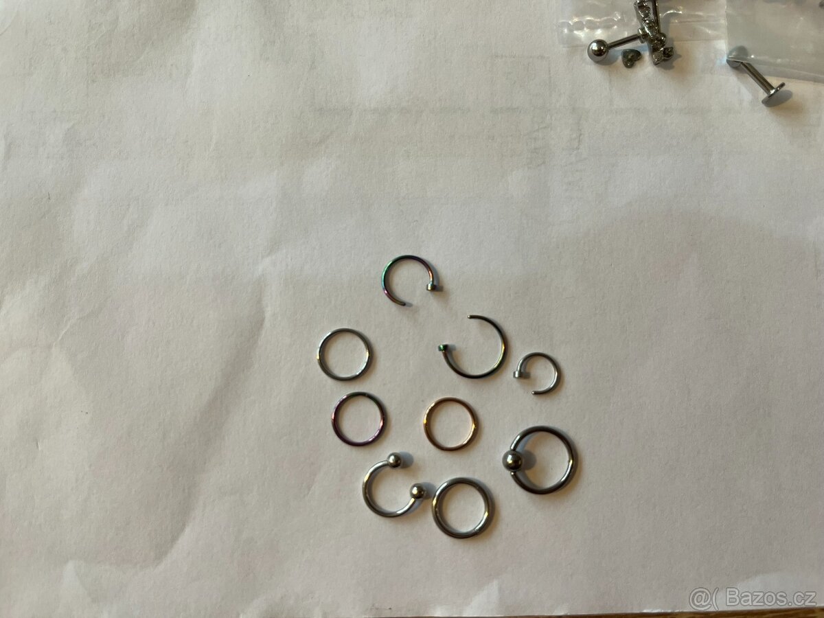 Sada nenošených piercingů - 9