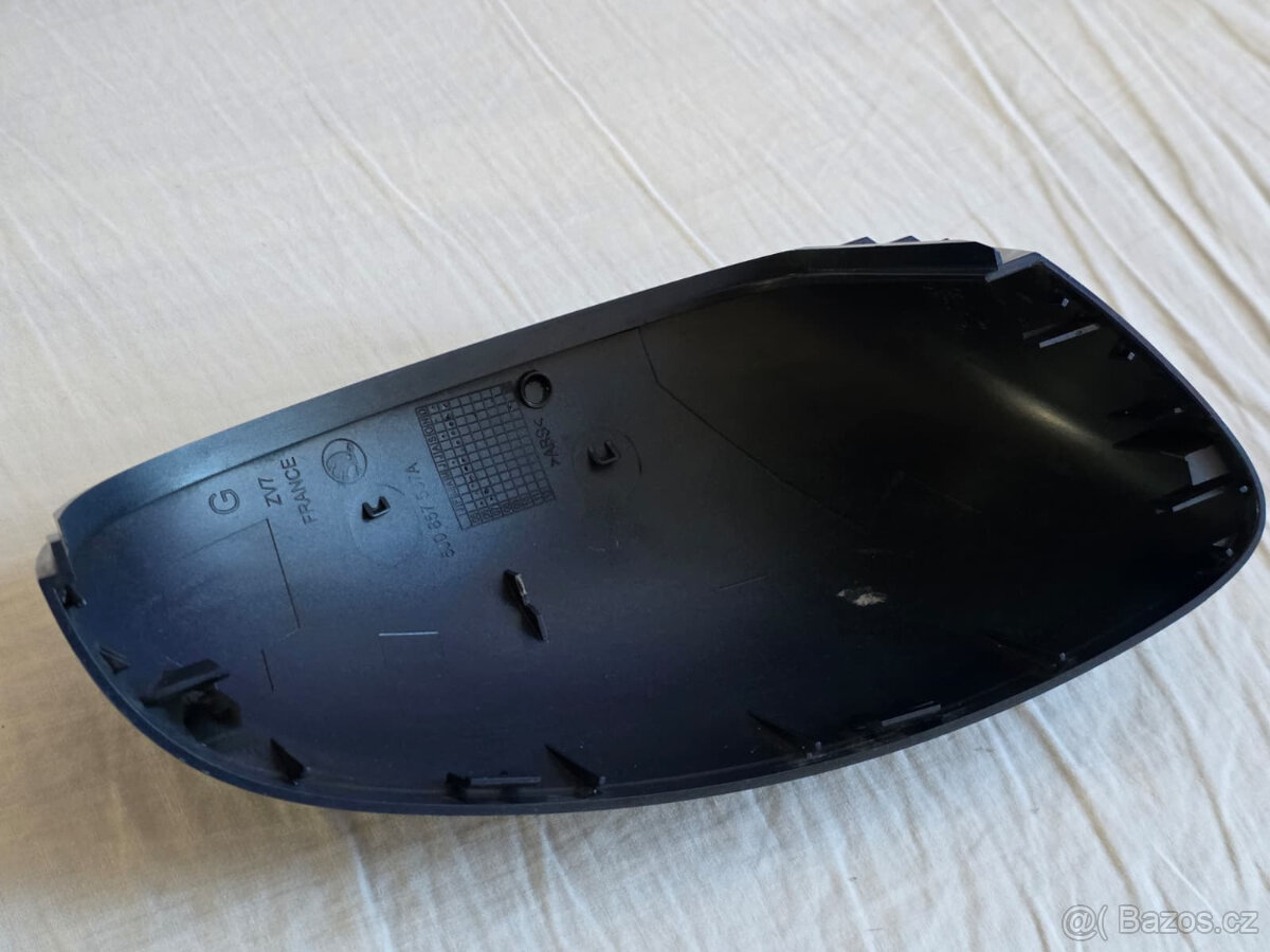 Prodám zákryt levého zrcátka Fabia II - 9