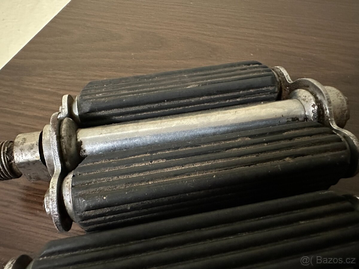 ČZ pedály krásny stav - 9