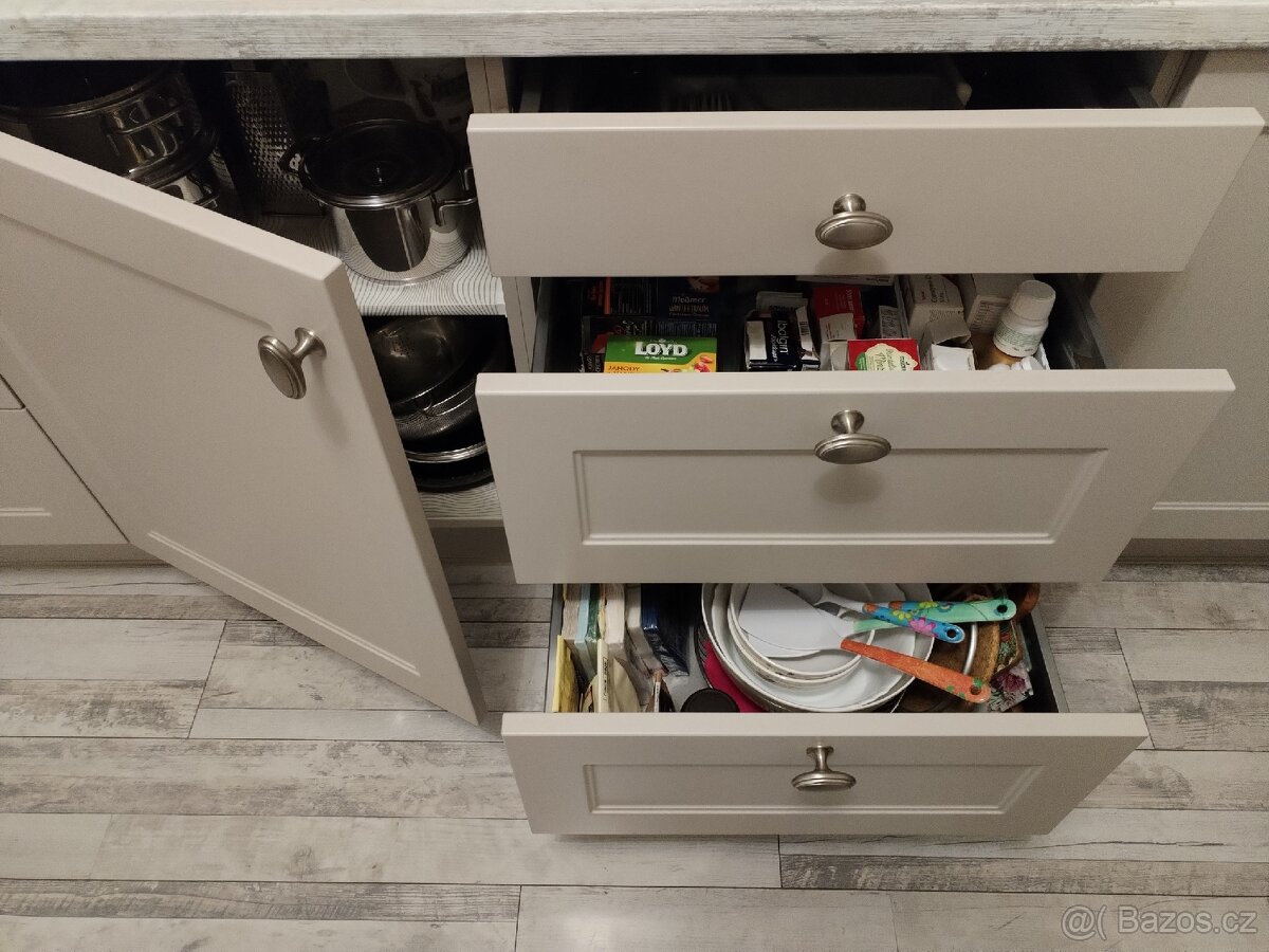 Kuchyňská linka Nobilia Chalet - 9