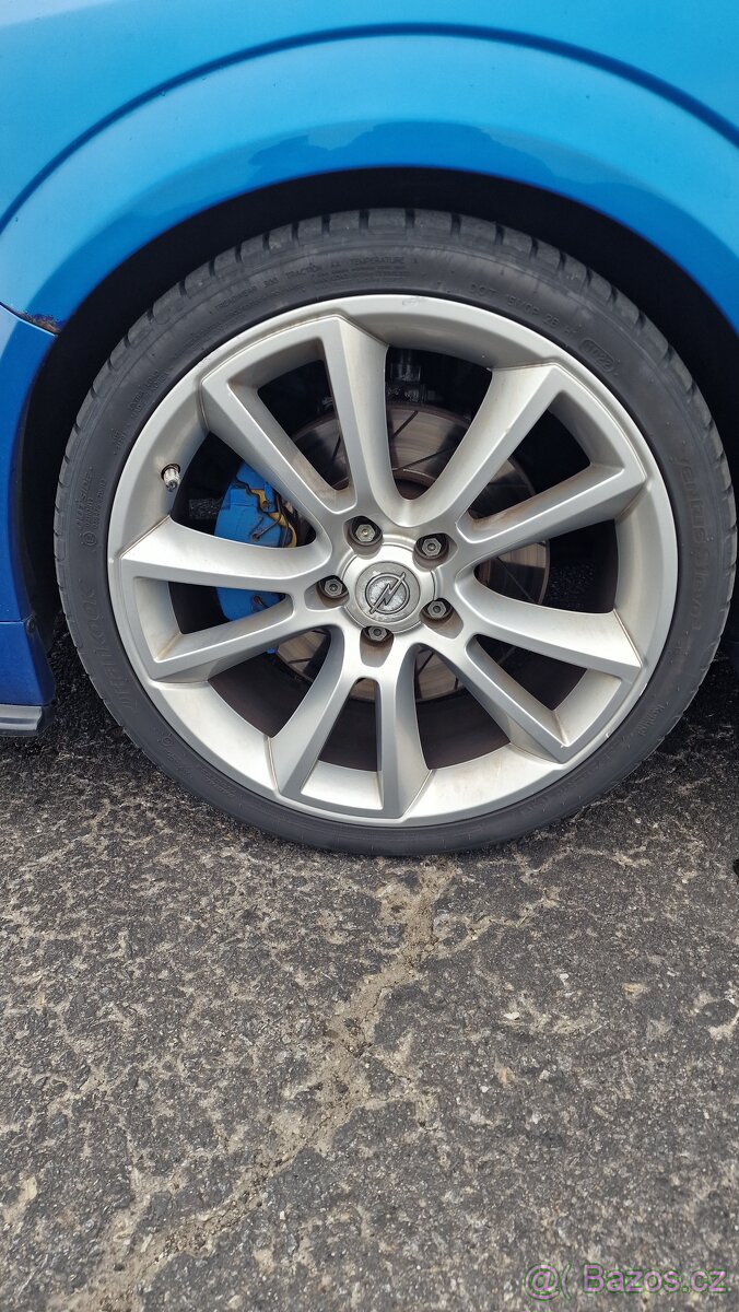 Opel Astra H OPC 2.0 T - 9