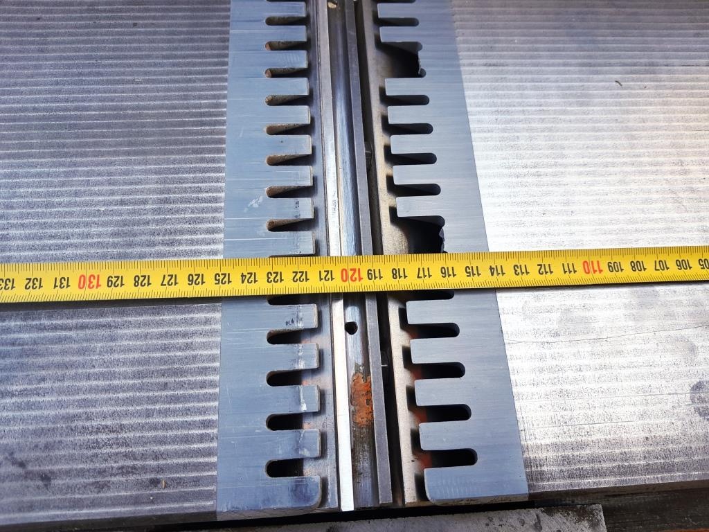 Srovnávačka SCM - 9