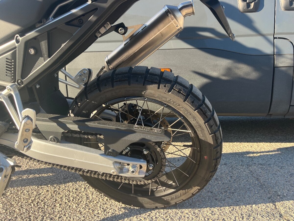 Aprilia tuareg 660 - 9