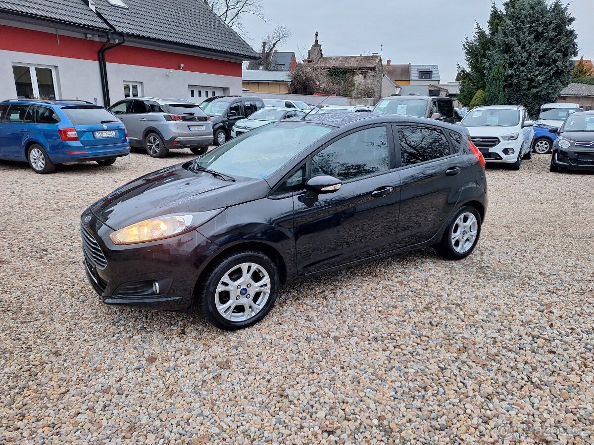 Ford Fiesta 1.0i 59KW Klimatizace, 5 Dveří - 9