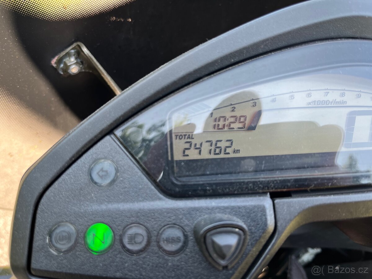 Honda VFR 800 X Crossrunner “spěchá “ - 9