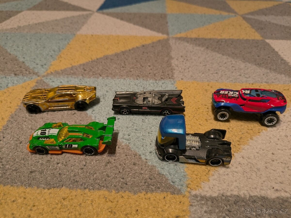 Hot Wheels dráha a auta - 9