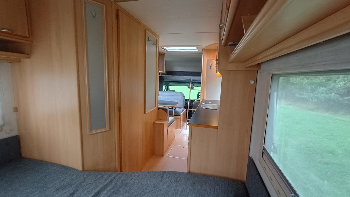 Fiat Ducato 2.8 JTD / EURA Mobil, 6 míst, zimní paket, solár - 9