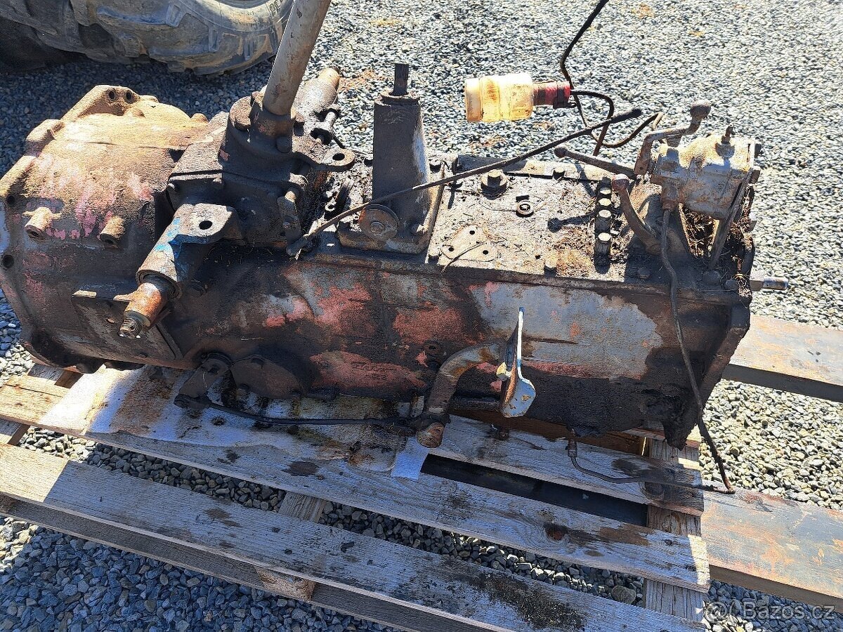Zetor uřI převodovka i rozvodovka - 9