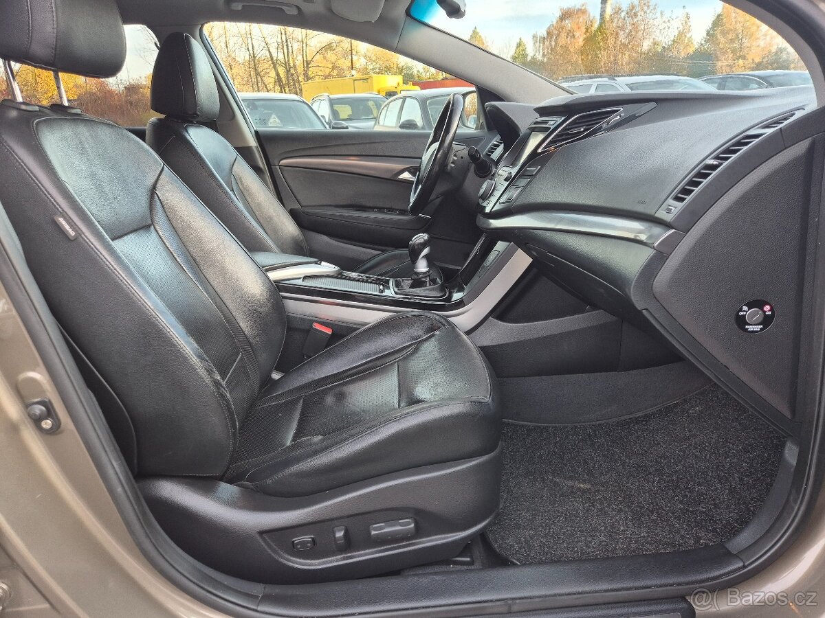 Hyundai i40,1.7CRDi,100KW,PLNÁ VÝBAVA,LED,WEBASTO,R.V.2014 - 9