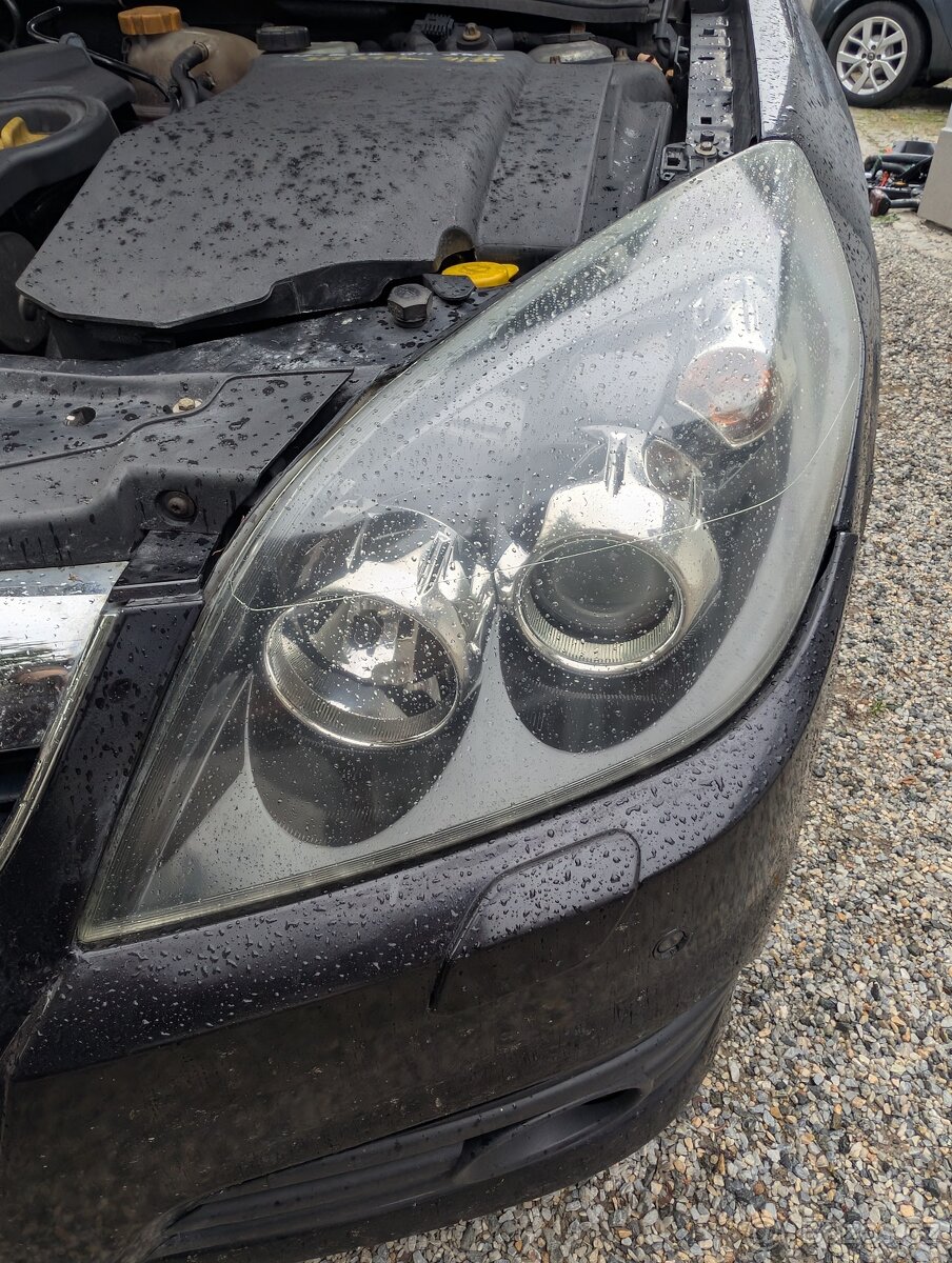 Opel Vectra C komby Z19DTH 110kW tažné, klima Xenony PEPAS - 9