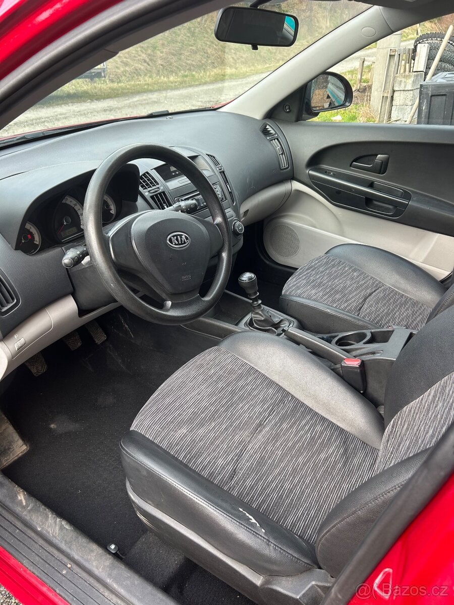 Kia ceed 1.4 80kw - 9
