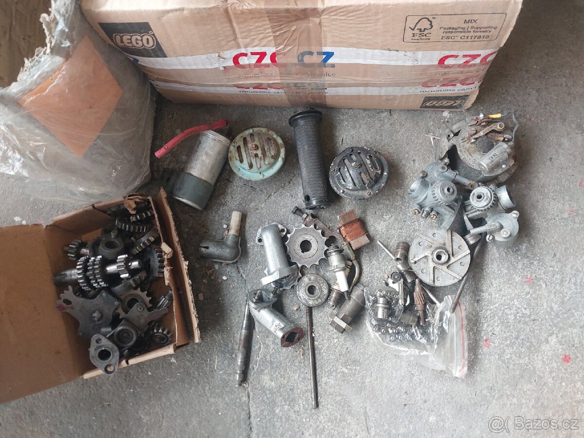 Jawa pionýr díly - 9