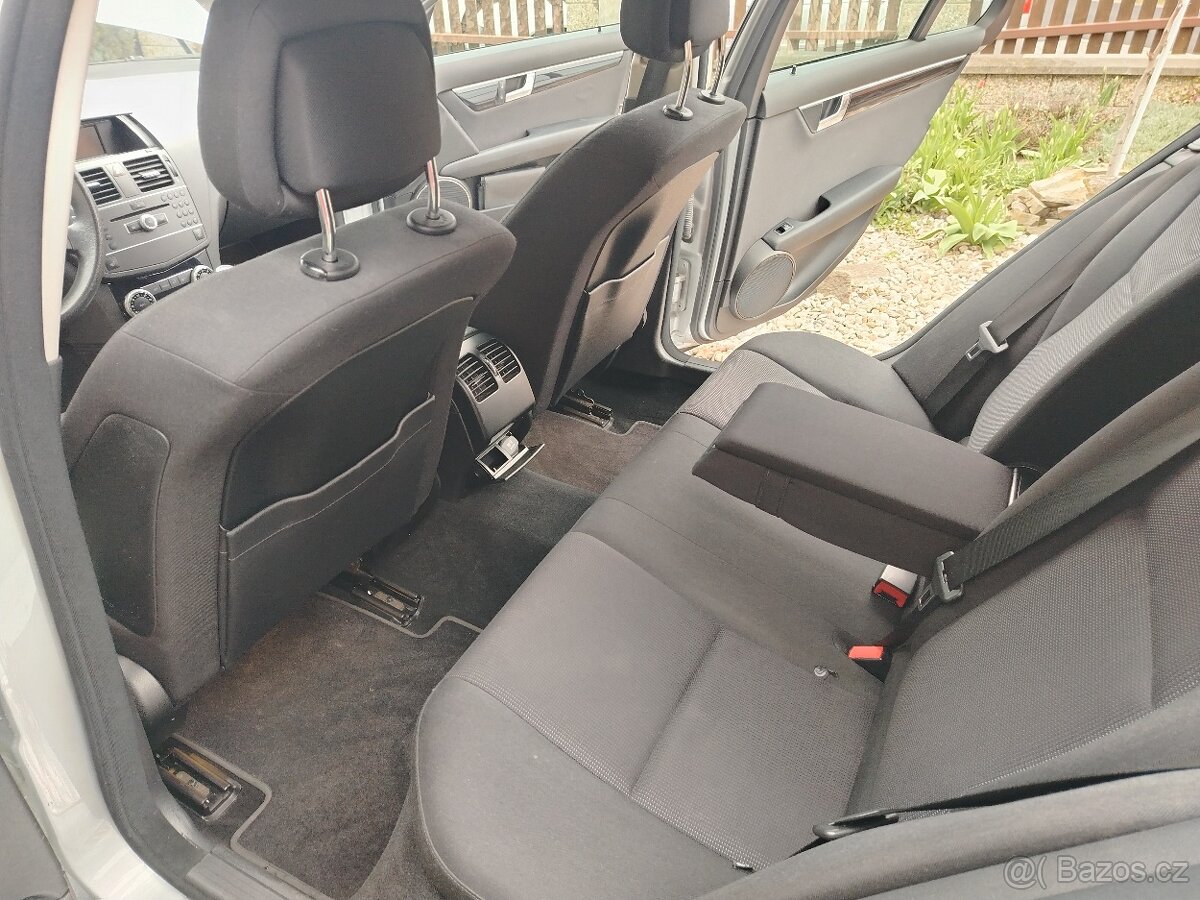 Mercedes w204 Combi - 9