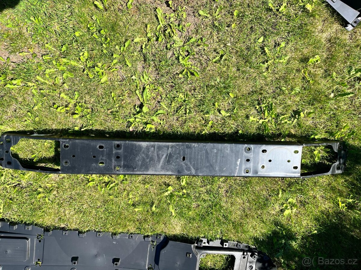 Jeep Wrangler Rubicon – Pneu a nárazník - 9