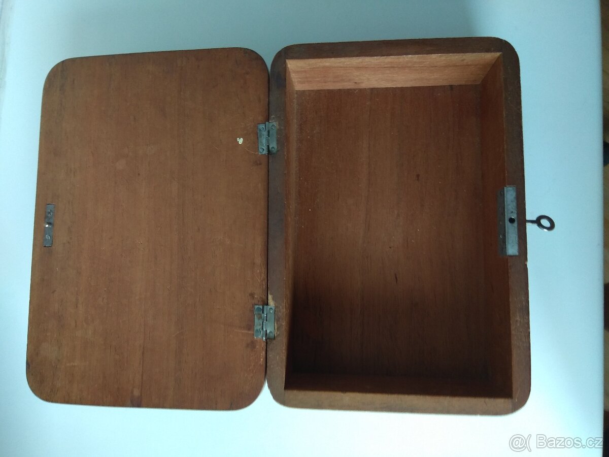 Starožitná dřevěná kazeta s intarzií - 9