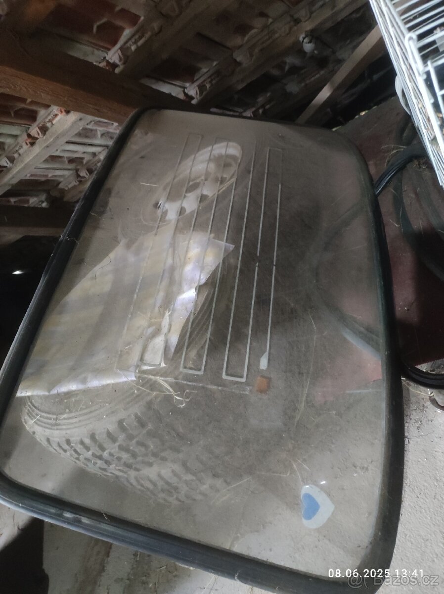 Škoda 105,120 interiér,plecharina - 9