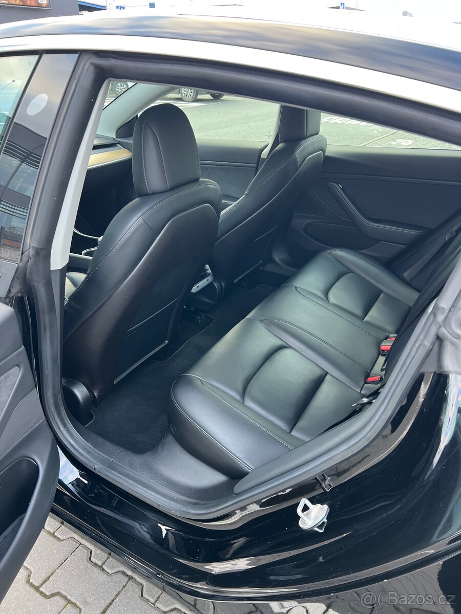 Tesla model 3 Long Range - 9