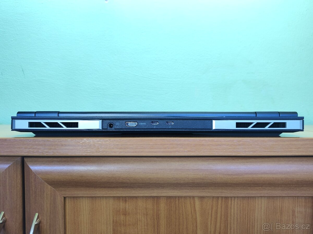 Obří 18 Predator Neo,i9-14th,4070-140w-RTX,32gb,QHD-Top - 9