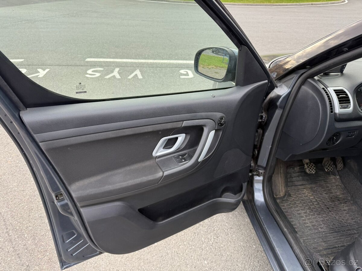Skoda Roomster 1,4 16V - 9