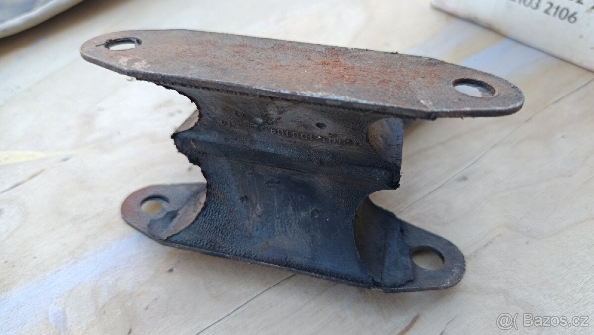 Různé díly LADA VAZ 2101, ŽIGULÍK - 9