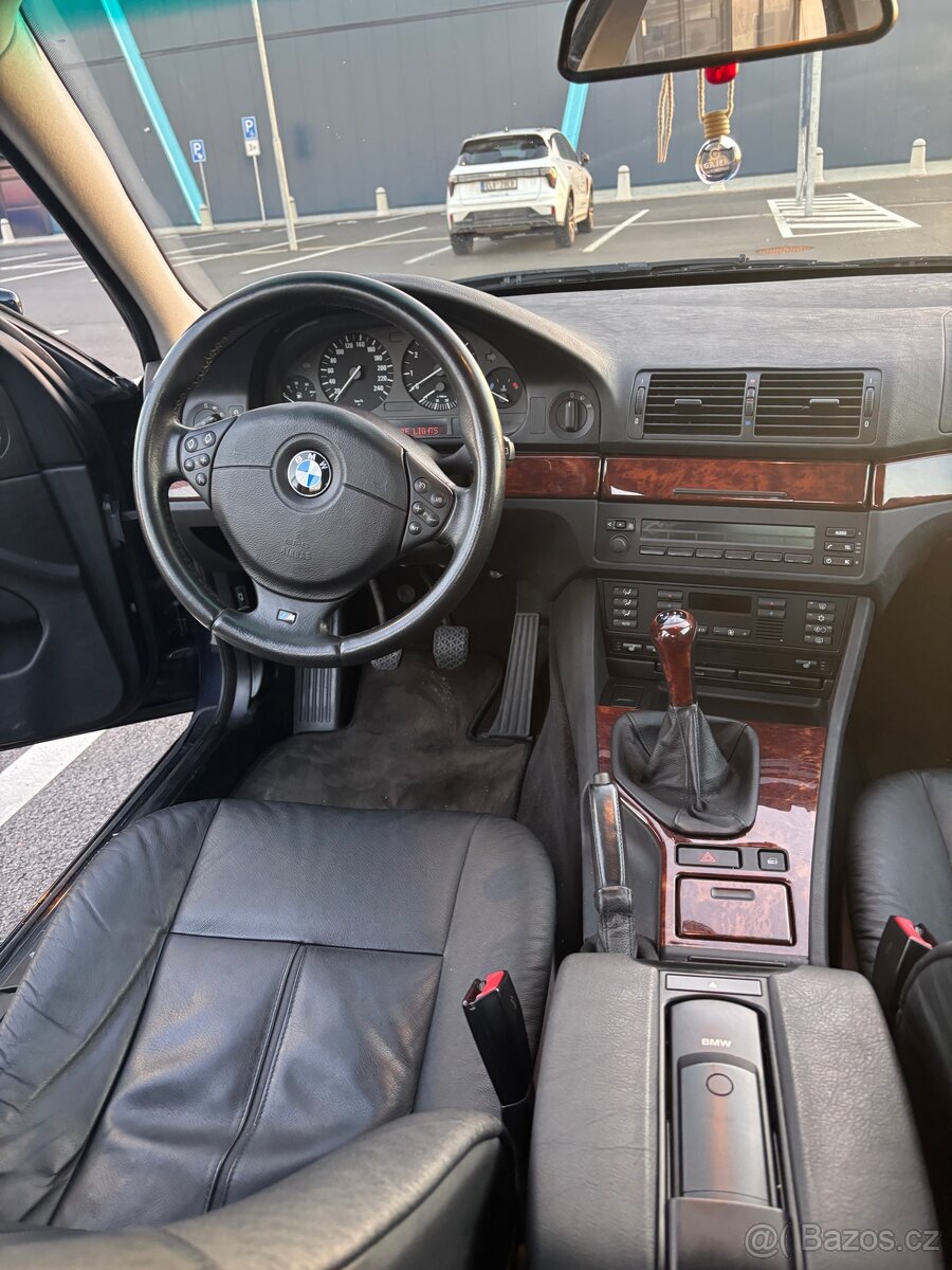 BMW E39 530i - 9