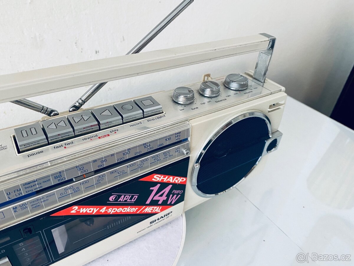 Radiomagnetofon Sharp GF-7, rok 1984 - 9