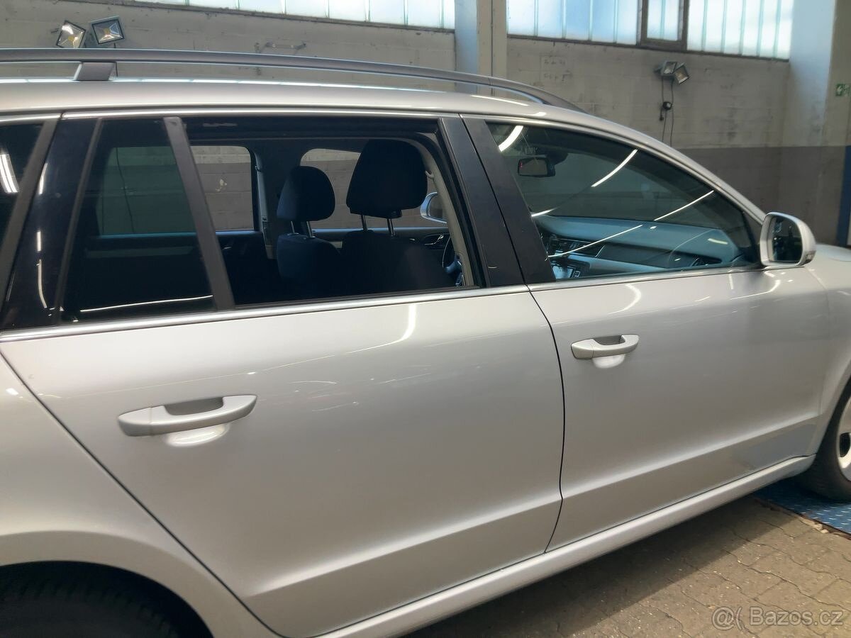 ŠKODA SUPERB II 2.0TDI 103KW r.5/2012 213 tkm TOP STAV - 9