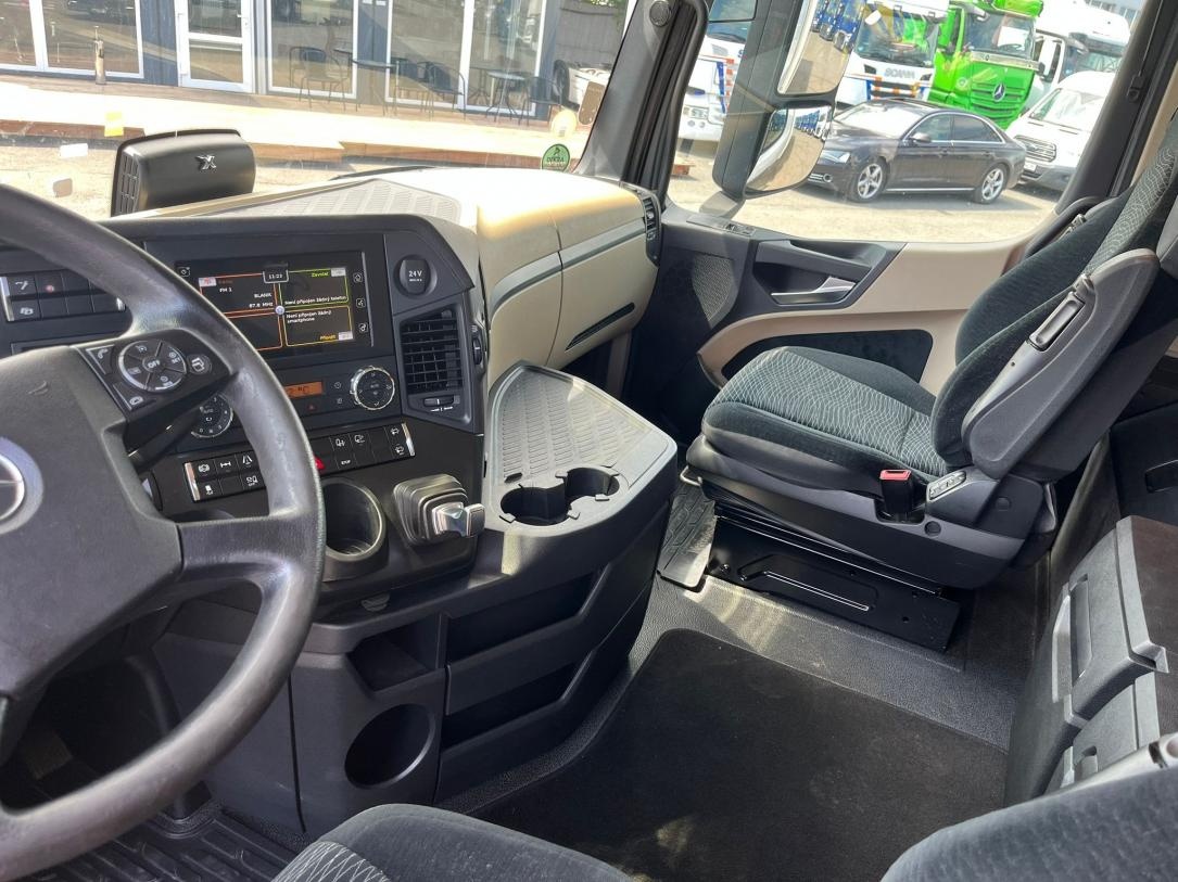 Mercedes-Benz ACTROS 1843 BDF AUTOMAT EURO VI Dhollandia DHS - 9