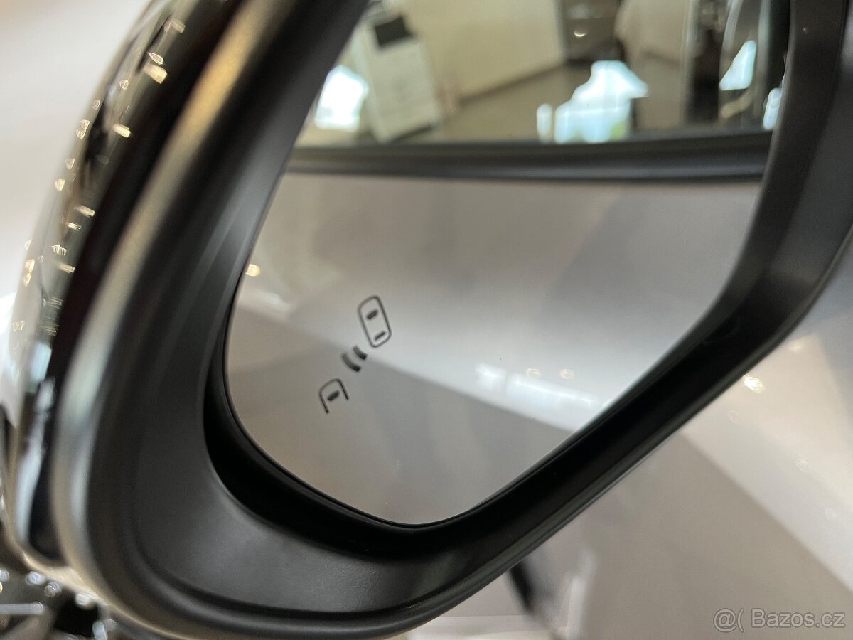 Toyota Corolla sedan GR SPORT DYNAMIC - 9