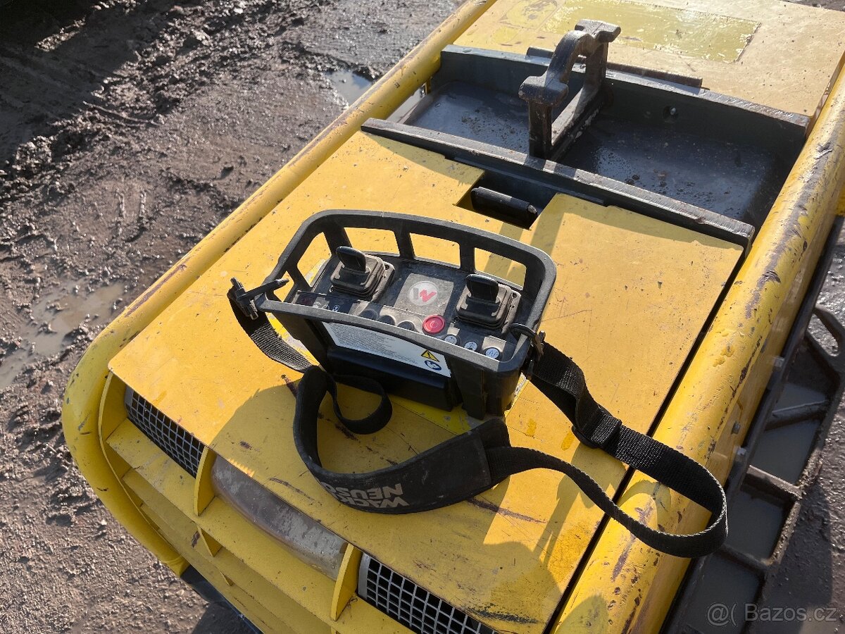 Vibrační deska Wacker Neuson DPU110r - 9