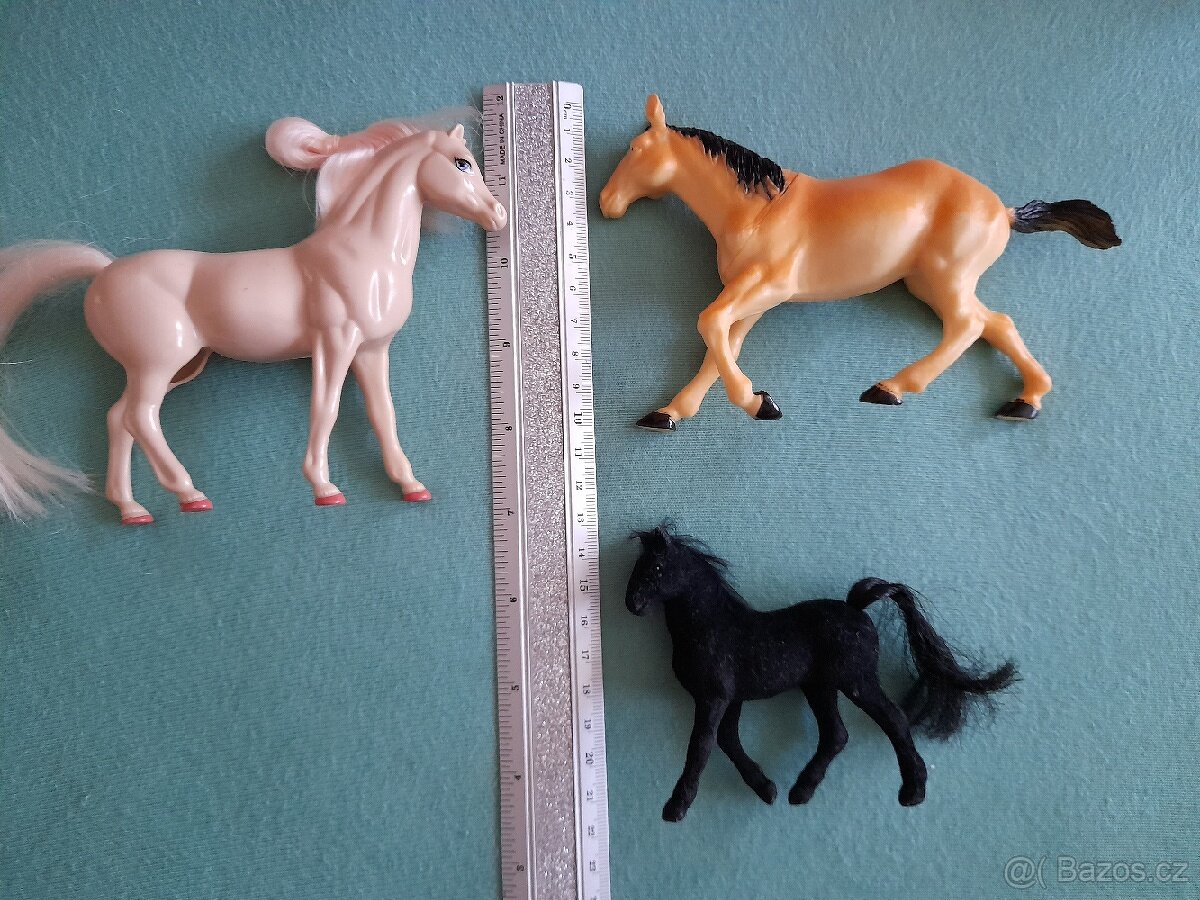 Koníci. Addo chodící jednorožec.Pejsek s vodítkem. - 9