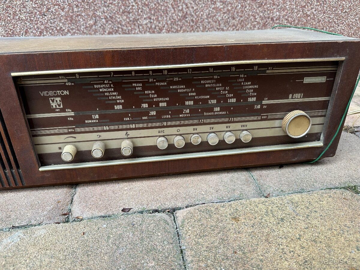 Staré rádia Tesla - 9